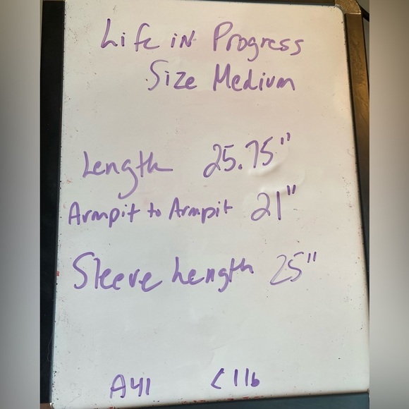 Life in Progress Military Olive Green Button Up Long Sleeve Shirt Size Medium. - Picture 15 of 15